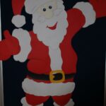 Mikołaj- dekoracja na tablicy przedszkolaków