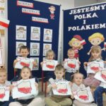 6 Dzieci z oddziału Krzydłowice prezentują wykonane prace plastyczne