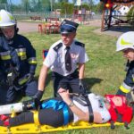 9 Lekcja pierwszej pomocy w wykonaniu strażaków