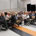 Dziadkowie na widowni