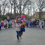 Przedszkolaki-zegnaja-Marzanne-zimowa-panne