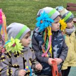 dzieci-z-Rzeczycy-witaja-wiosne