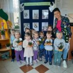 pani Magda oraz dzieci