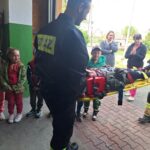 Przedszkolaki z wizytą u strażaków