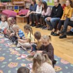 Dzieci w czasie zajęć otwartych