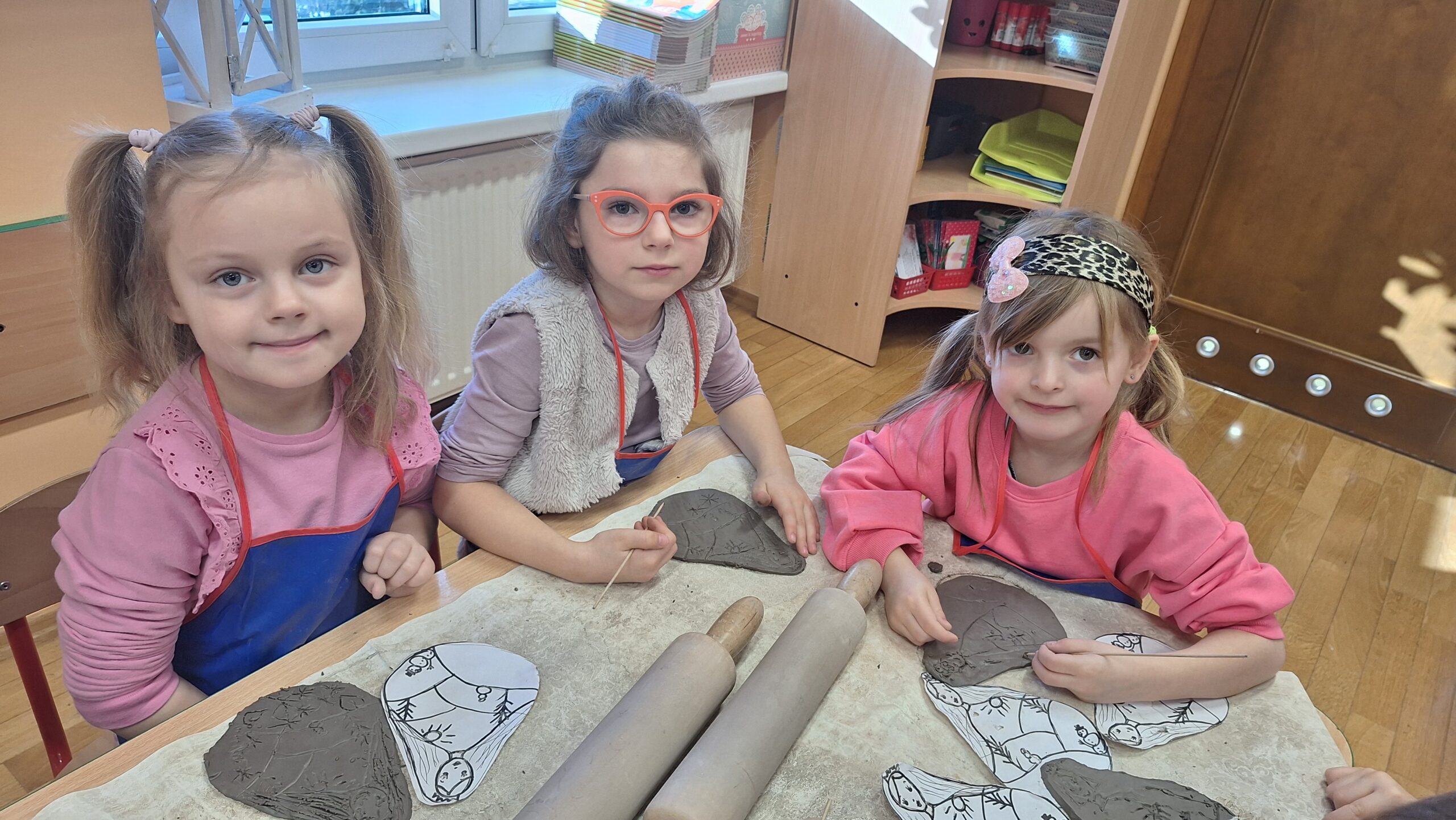 Dzieci podczas warsztatów