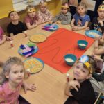 Dłoń- praca plastyczna