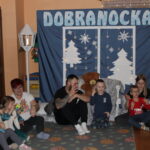 Dobranocka w oddziale Biedronek- rodzice z dziećmi