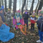 Dzieci-z-Oddzialu-Krasnoludki-zegnaja-Marzanne