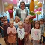 Dzieci żegnają Panią Ewę