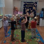 Zabawa ruchowa pt. MOTYLE