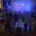 Zabawa-ruchowa-uklad-sloneczny