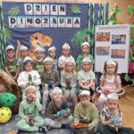 Zdjęcie grupowe dzieci z oddziału Biedronek