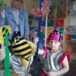 dziewczynka odnajduje