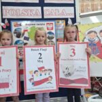 Dzieci z flaga Polski