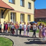 Dzieci-z-oddzialu-Biedronek-z-zajaczkiem