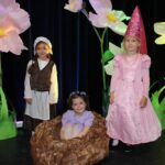 Kobieta, czarodziejka oraz Calineczka