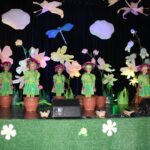 taniec kwiatów w doniczkach