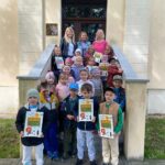 ,,Motylki przed biblioteką