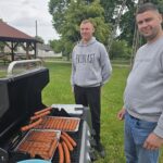 Tatusiowie-przy-grillu