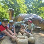 Chłopcy z oddziału Krasnoludki