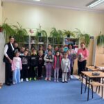 dzieci z oddziału stokrotki i klasa III