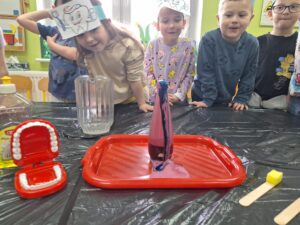 zdrowy uśmiech mamy