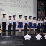 Dzieci z oddziału Stokrotek i Krasnoludków śpiewają piosenkę