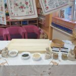 Dekoracje stołu, chleb ziarno, mąki, młyn itd.