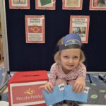 Dobieranie kopert i znaczka do pary- zabawa dydaktyczna