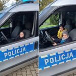 Dzieci w samochodzie policyjnym (1)