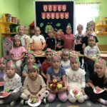 Motylki z jabłkami z masy solnej