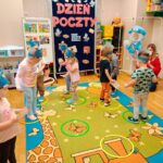 Mrówki podczas zabawy w Listonosza