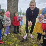 Pani-kopie-dol-na-sloik-marzen