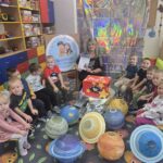 Zajecia-dydaktyczne-pocztowka-do-ufoludka