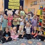 Zdjęcie grupowe z p. Kamilą