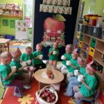 Żuczki witaminki spożywają