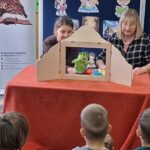 dzieci-sluchaja-teatrzyku