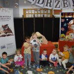 Dzieci-podczas-zabawy