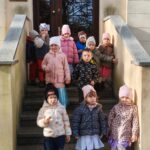 Dzieci-w-odwiedzinach-w-bibliotece