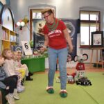 Dzieci z oddziału Biedronek podczas spotkania autorskiego