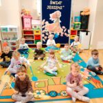 Mrówki Przeganiają Muchy