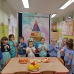 Owoce, warzywka jemy, bo zdrowi być chcemy