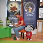 Pani Hanka podpisuje książki