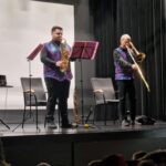 Puzony oznajmiają przybycie trzech synów na dwór królewski