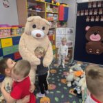 Zabawa muzyczno- ruchowa u Krasnoludków