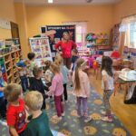 Zabawa-ruchowa-Dwom-tanczyc-sie-zachcialo