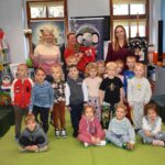 Zdjęcie grupowe dzieci z oddziału Biedronek