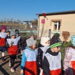 korowód biało czerwony