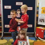 scenka edukacyjna - nie popychaj